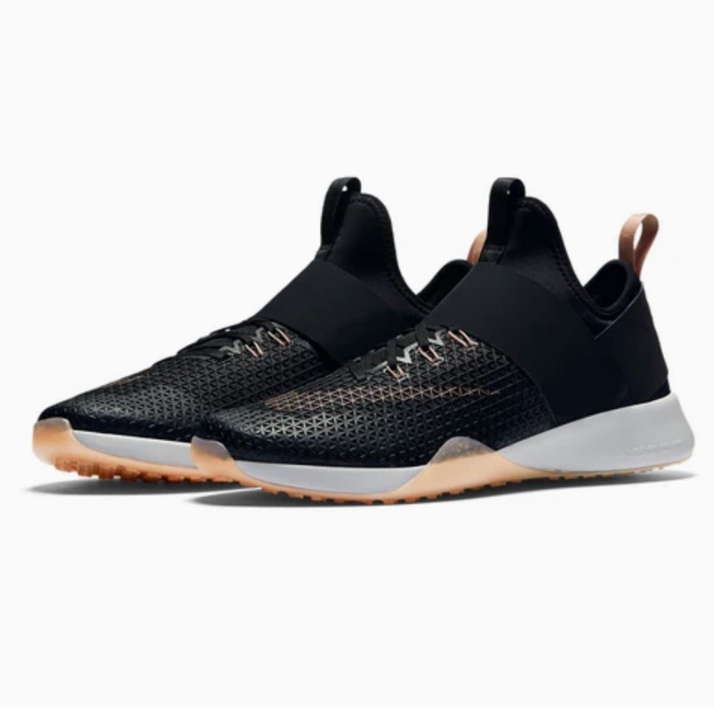 NIKE (WMNS) Nike Air Zoom Strong
'Black' 843975-003